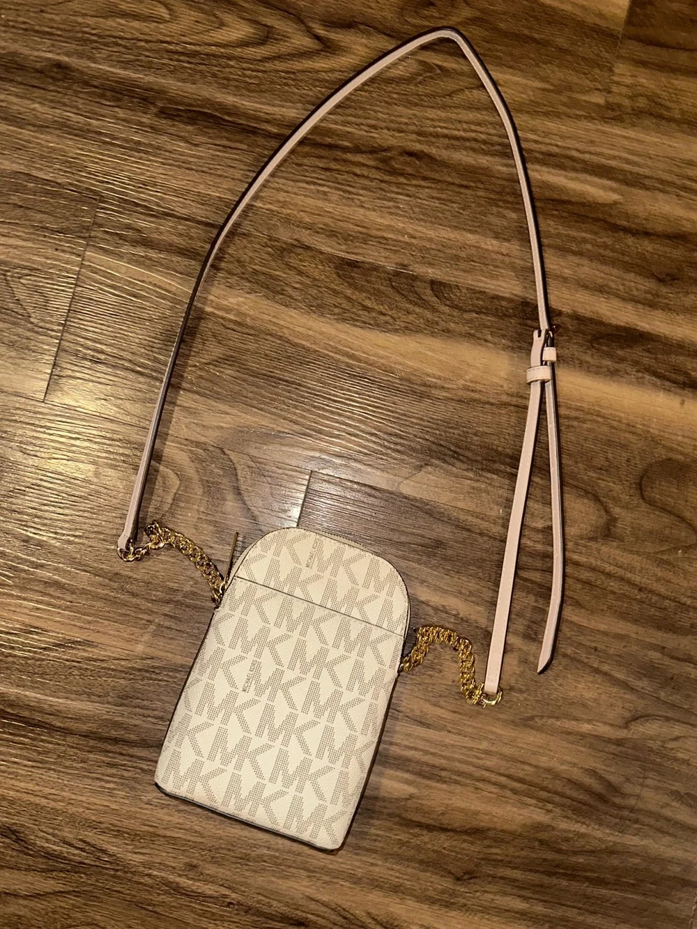 Michael Kors Beige With Gold Small Crossbody Bags Gently Used